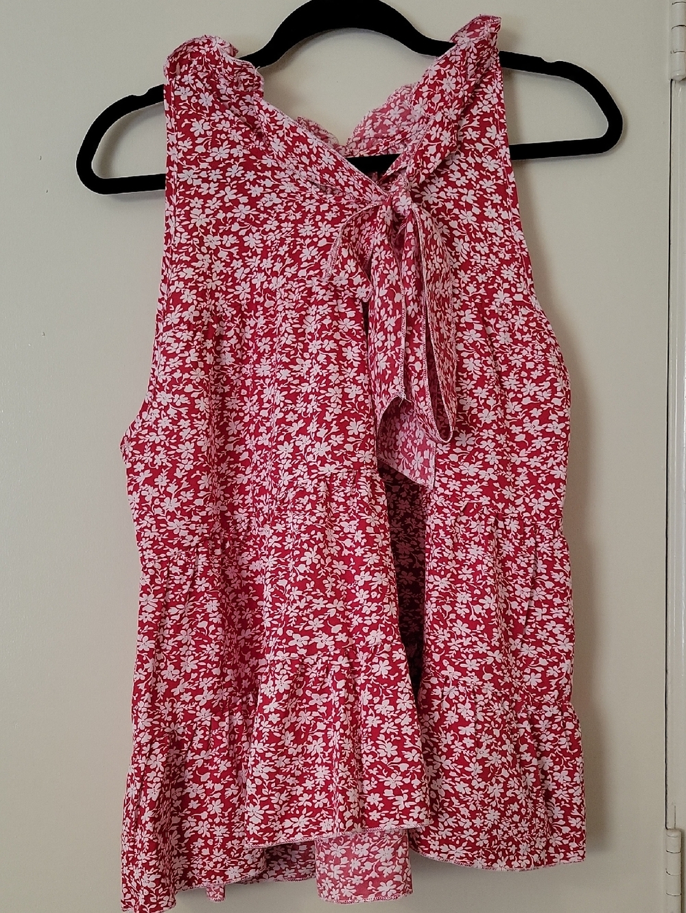 Red Floral Ruffle Halter Top - Picture 4 of 6